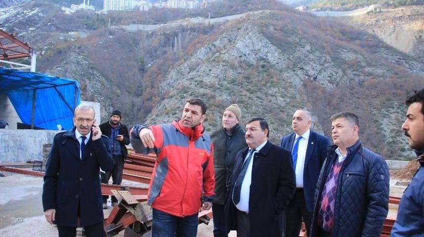 Artvin&rsquo;e Hayvan Bakımevi Yapılıyor