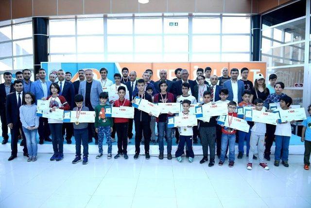 4.yeşilyurt Ulusal Satranç Turnuvasında Ödüller Sahiplerini Buldu