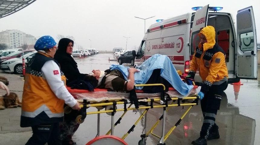 Yayaya Çarpan Sürücü Kaçtı