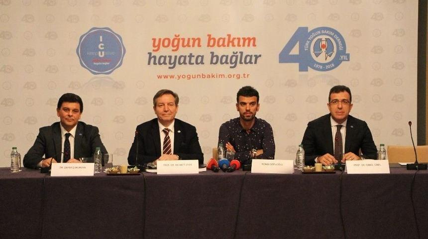 Kenan Sofuoğlu: "&ouml;n&uuml;m&uuml;zdeki Ay Kariyerime Nasıl Devam Edeceğimin Kararını Vereceğim"