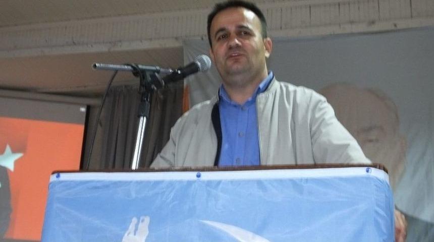 Burhaniye&rsquo;de Alpaslan T&uuml;rkeş&rsquo;i Anma Gecesi D&uuml;zenlendi