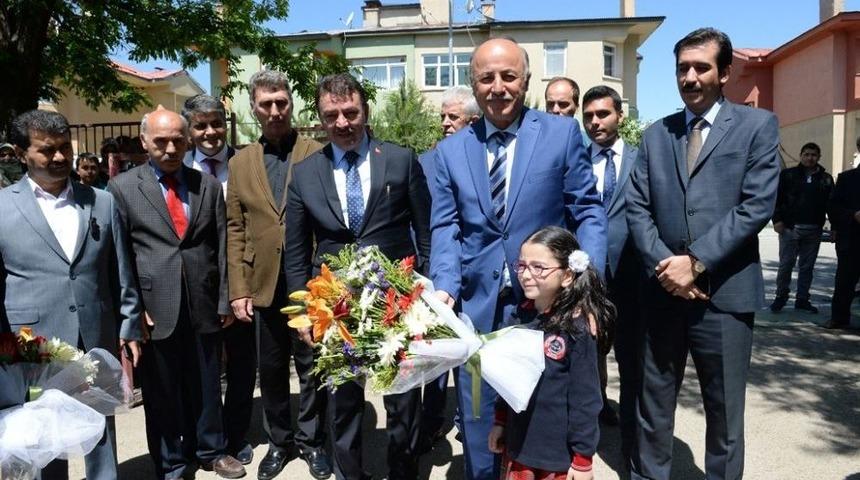 Erzurum Tekli Eğitime Ge&ccedil;iyor