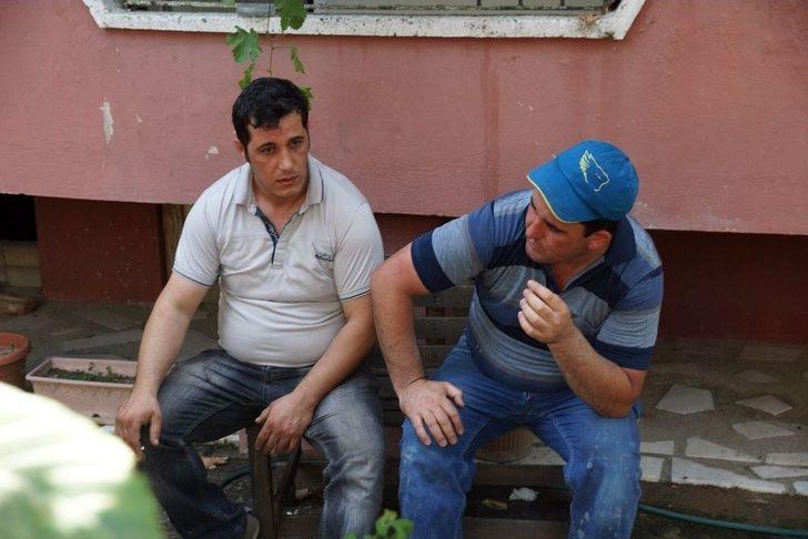 Kiracısının Çocukları İçin Alevlerin Arasına Daldı G1