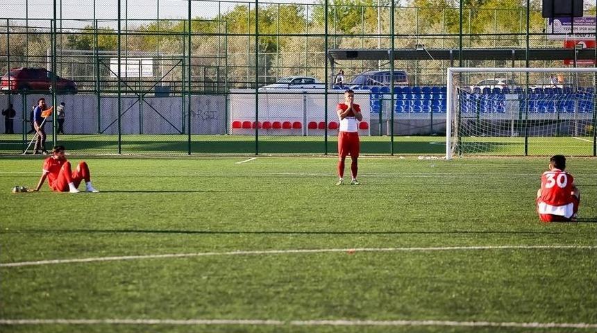 İn&ouml;n&uuml; &Uuml;niversitesispor&rsquo;dan H&uuml;z&uuml;nl&uuml; Veda