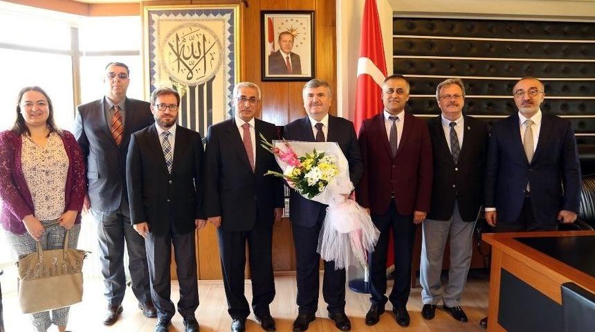 Aky&uuml;rek: "konya K&uuml;lt&uuml;r&uuml;m&uuml;z&uuml; Ve Değerlerimizi Tanıtan &Ouml;nemli Bir Şehir"