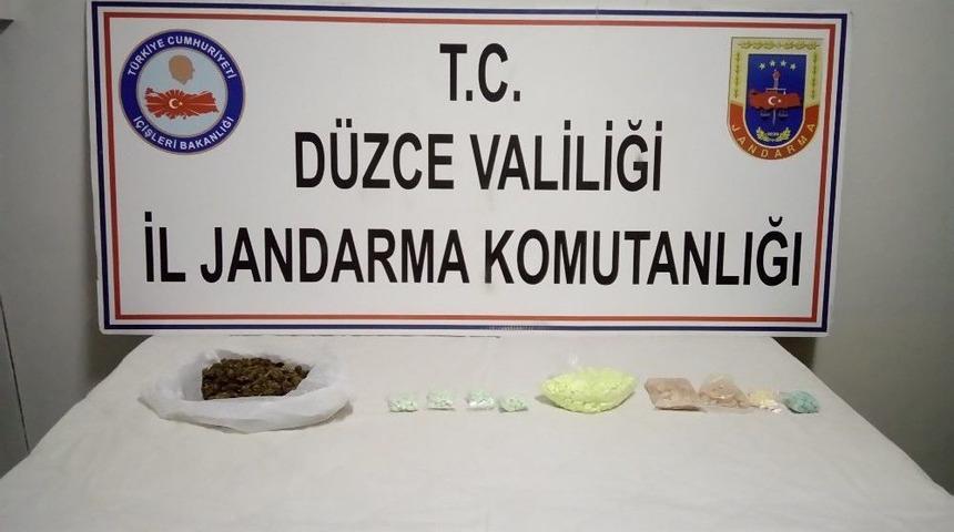 D&uuml;zce&rsquo;de Uyuşturucu Operasyonu
