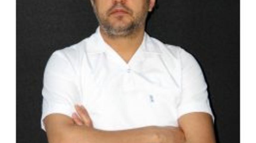 Opr. Dr. İdris Elmas: “saç Kaybı Her Yaştaki İnsanı Ruhen Olumsuz Etkilemektedir”