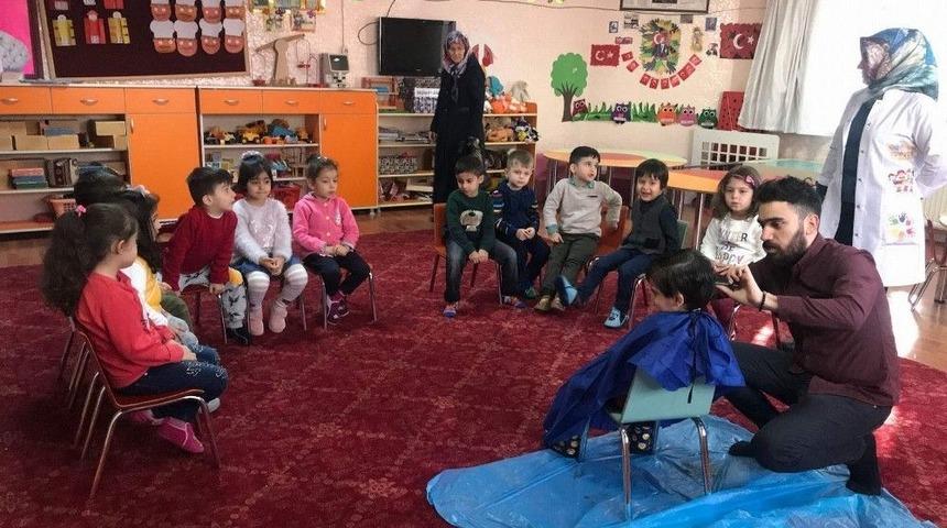 Minik &Ouml;ğrenciler Tıraş Fobisini Yendi