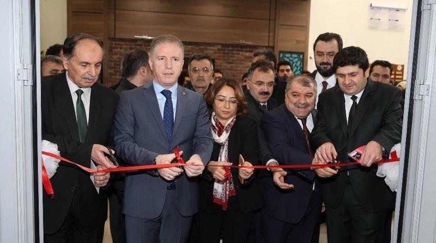 Sivas&rsquo;ta &rsquo;bir Şehir D&ouml;rt Mimar&rsquo; Sergisi A&ccedil;ıldı