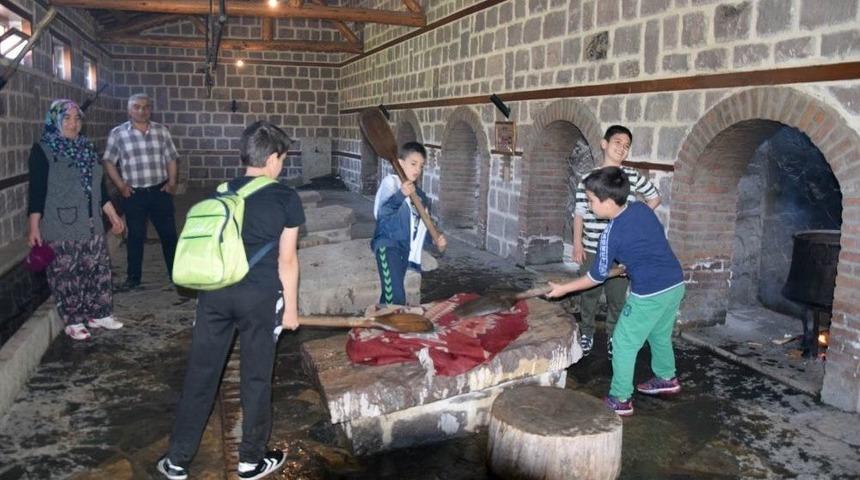 Hafta Sonunda Altınk&ouml;y&rsquo;&uuml; 10 Bin Kişi Ziyaret Etti