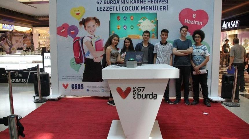 67 Burda Avm&rsquo;den &Ouml;ğrencilere Karne Hediyesi Yemek Men&uuml;s&uuml;