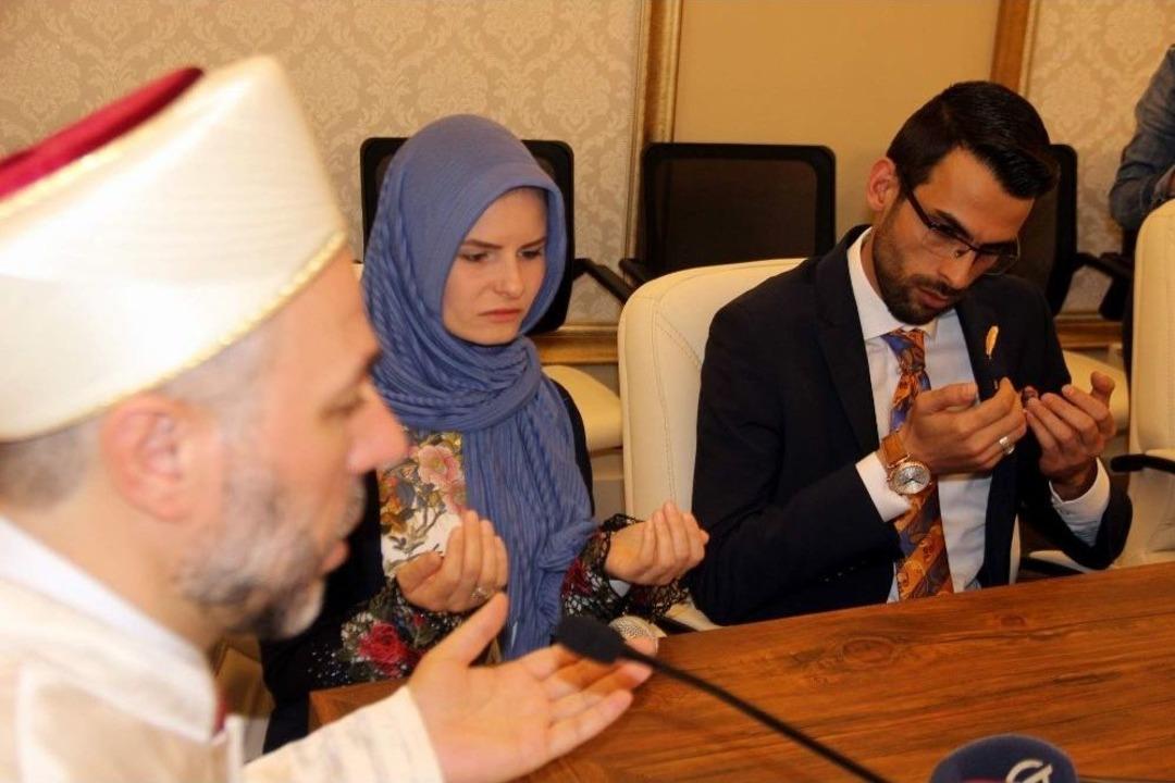 Litvanyalı Jurgita M&uuml;sl&uuml;man Oldu