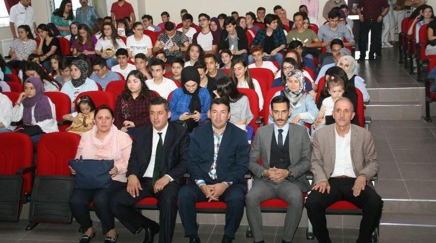 Devrek Sabahat Cemil Ulupınar Fen Lisesi&rsquo;nden &Ouml;d&uuml;l T&ouml;reni