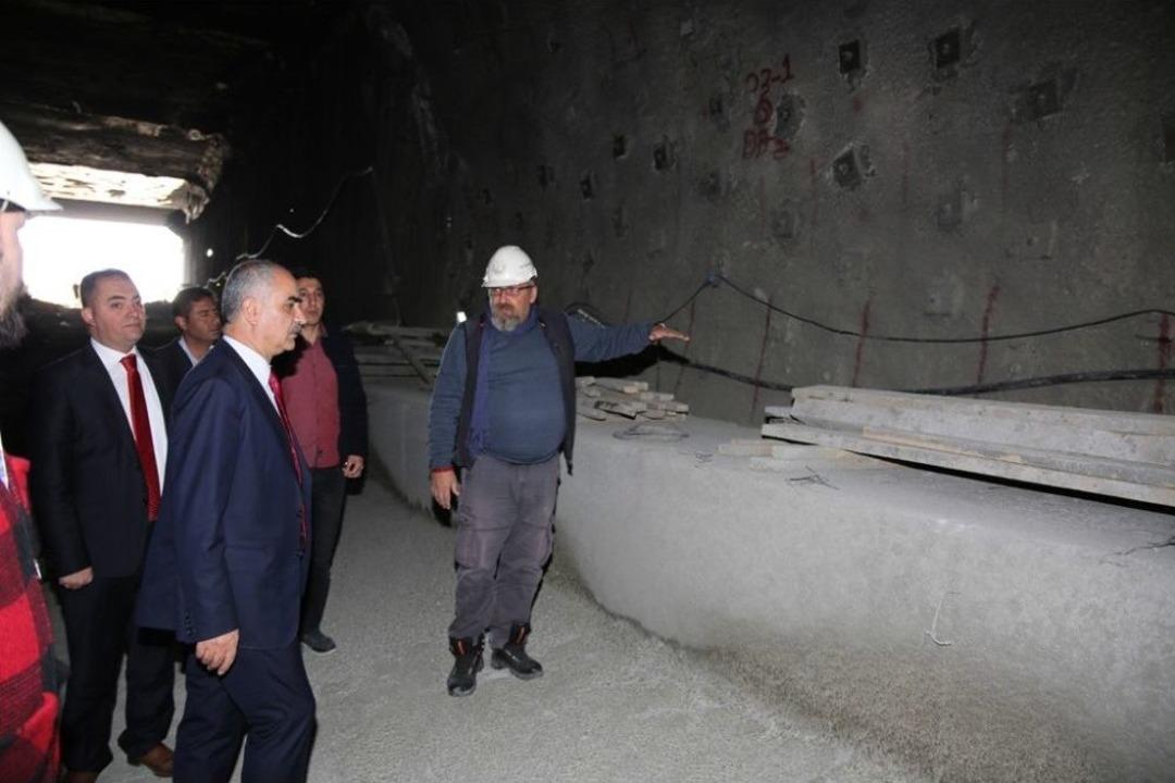 Mevlana T&uuml;neli&rsquo;nde İkinci T&uuml;pte Işığa 50 Metre