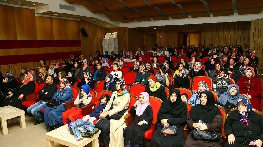 Diyetisyen Arın: &ldquo;&ccedil;ocukların Merhametsizliği Anne Ve Babaların Merhametsizliğinden Kaynaklanıyor&rdquo;