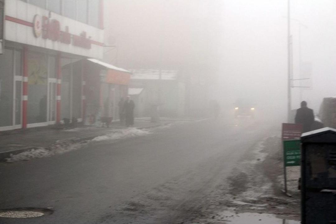 Ağrı&rsquo;da Sis Hayatı Olumsuz Etkiledi