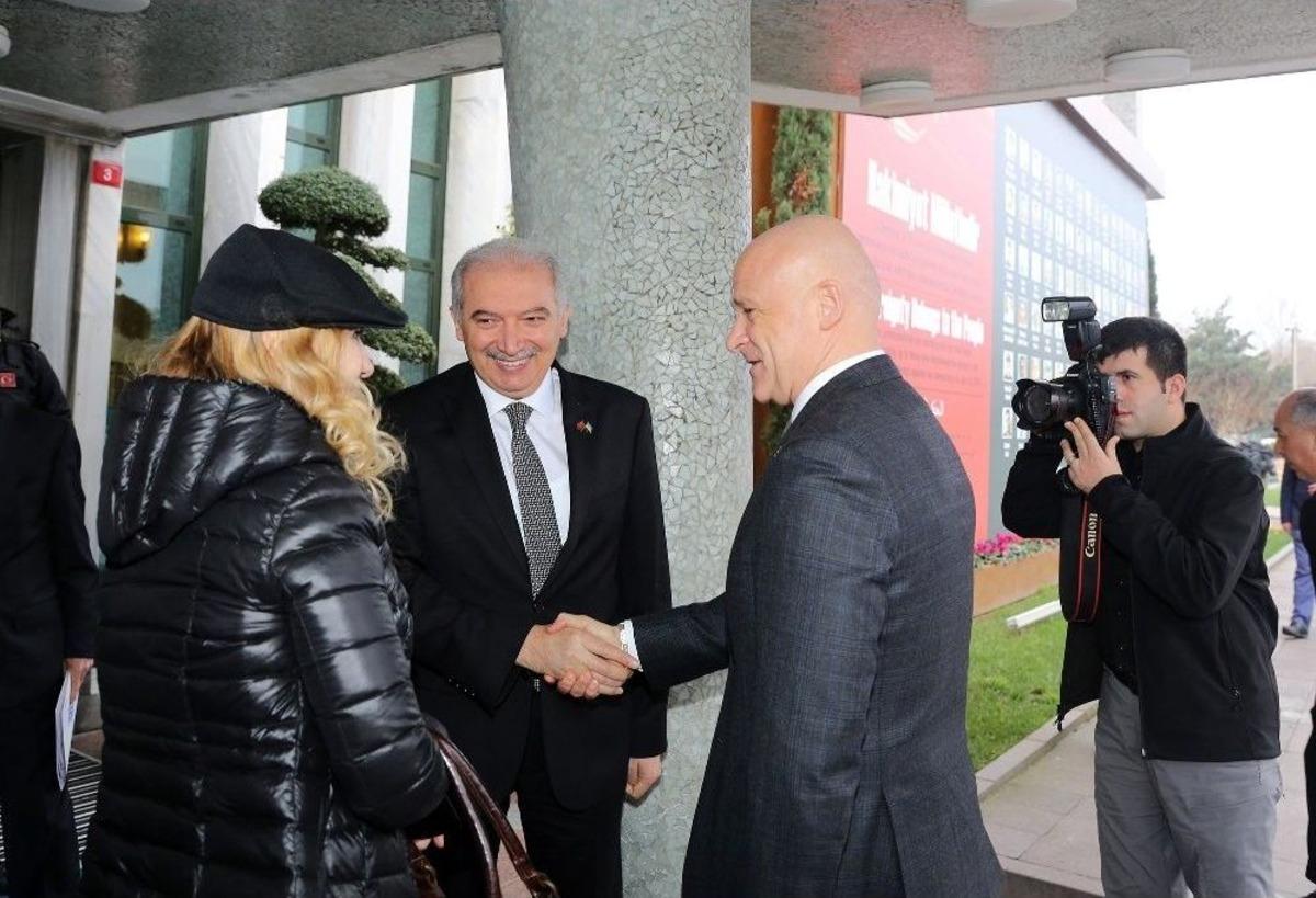 İbb&rsquo;den Odessa&rsquo;ya 2018 Yılında 30 Otob&uuml;s