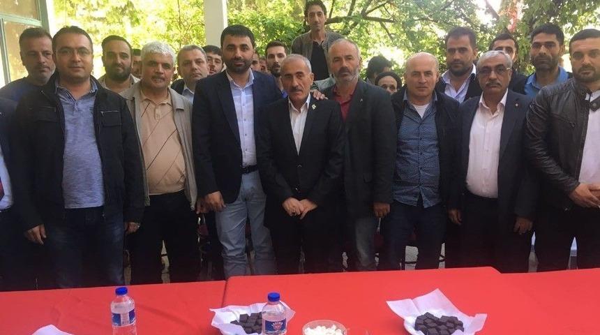 Samanlı Vatandaşların Ve Esnafların Sorunlarını Dinledi