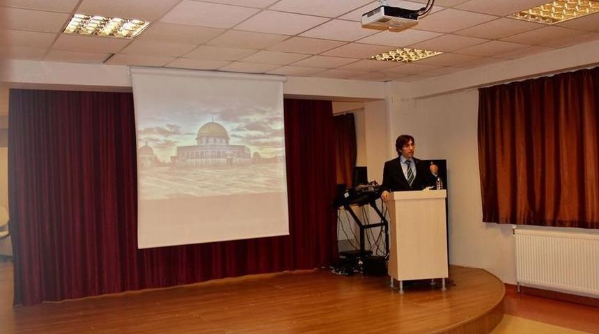 Düzce Üniversitesi’nden Kudüs’e Destek