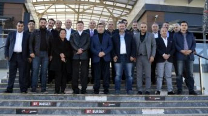 &Ccedil;ekmek&ouml;y İş D&uuml;nyasından Abd Başkanı Donald Trump&rsquo;a Tepki