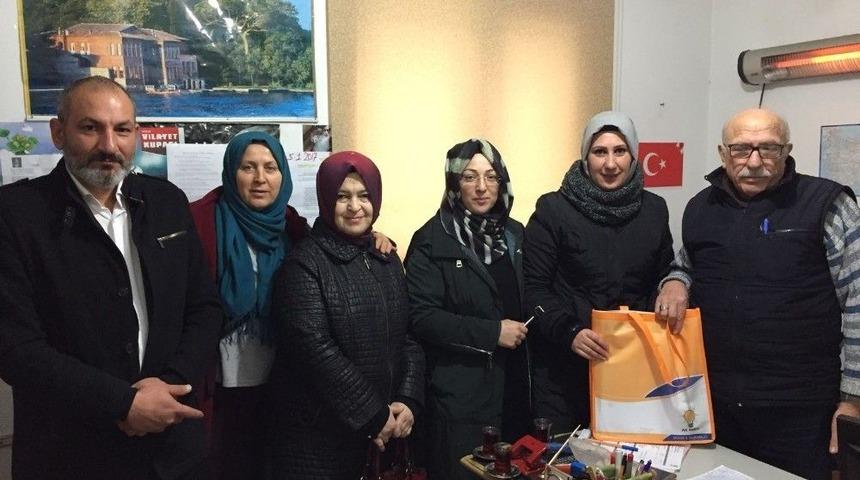 Ak Parti D&uuml;zce Teşkilatı Sahada