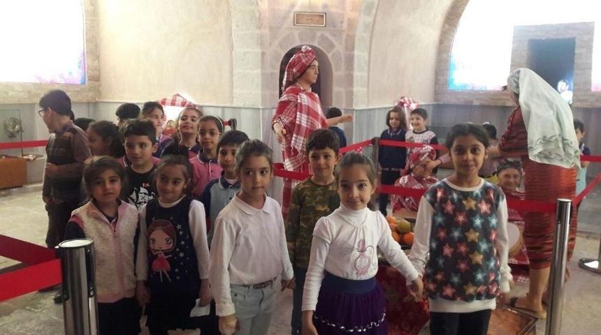 Tahtalı Hamam M&uuml;zesine Vatandaşlardan Yoğun İlgi