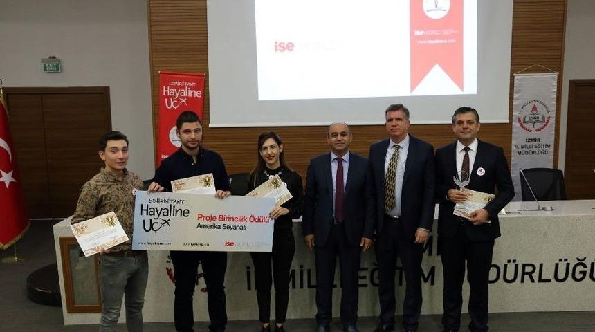 İzmirli &Ouml;ğrenciler Kanada&rsquo;ya, Hayallerine U&ccedil;uyor