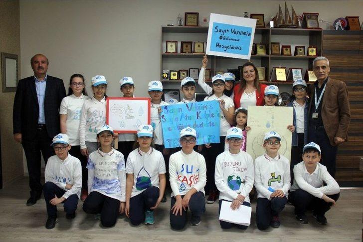 Körfezli Öğrencilerden Nijerya’daki Kardeşlerine Su Tankı G2