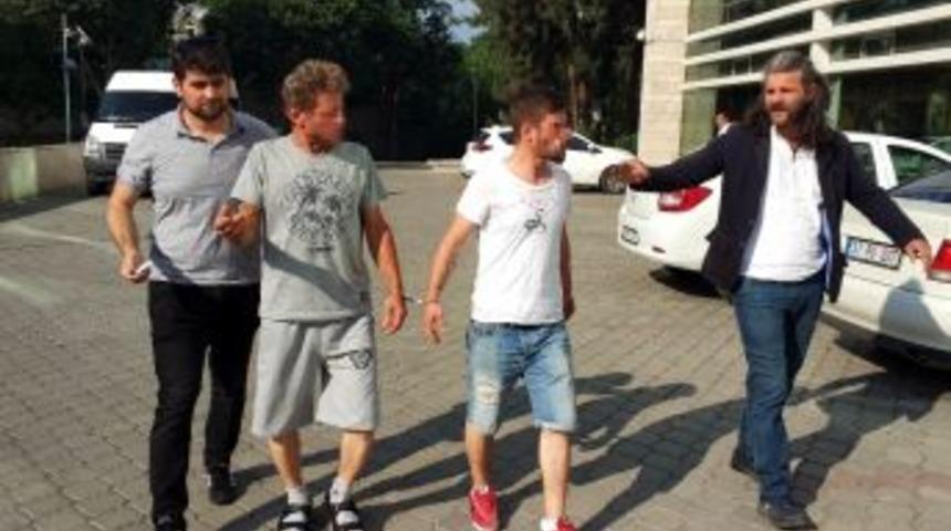 17 Bin Kez Kullanımlık Bonzai İle Yakalanan Baba-oğul Tutuklandı