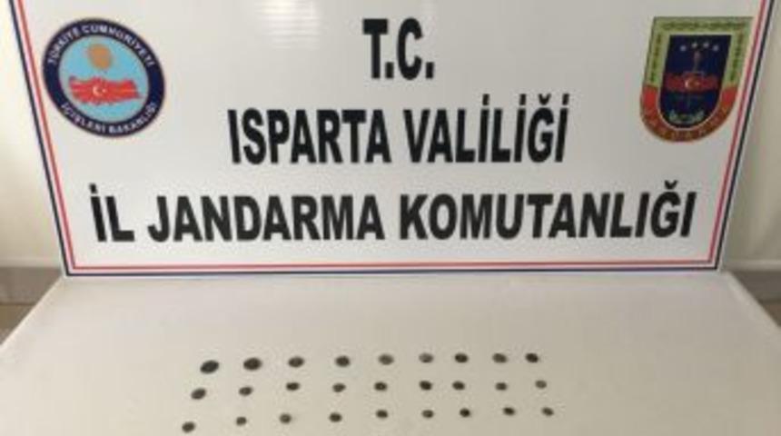 Isparta’da Roma Dönemine Ait 33 Sikke Ele Geçirildi