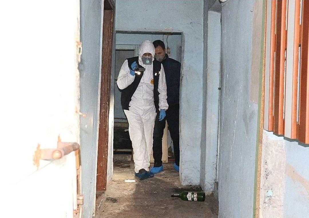 Zorla Getirilmesi Olan Bir Kişi Polis Ekiplerince Evde &Ouml;l&uuml; Bulundu