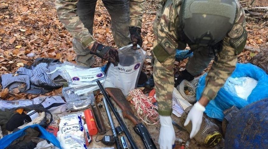 Amanoslarda Pkk&rsquo;nın Sığınak Ve Erzak Deposu Bulundu