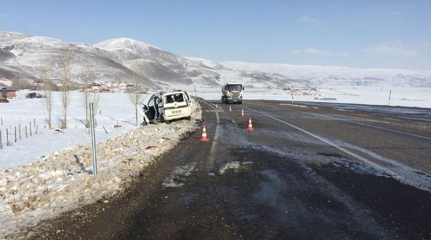 Bingöl’de Trafik Kazası: 4 Yaralı
