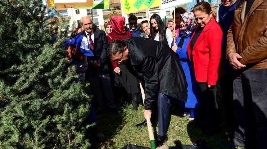 Yeşil Bahçe Projesi’ne Destek Büyüyor