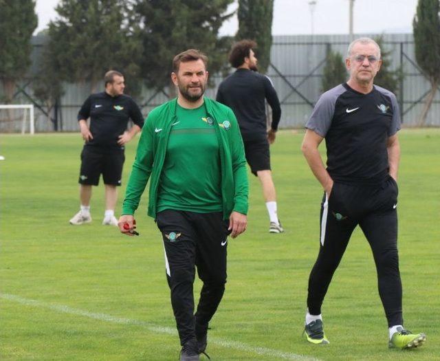 T.m. Akhisarspor, Galatasaray Maçı Hazırlıklarını Sürdürüyor