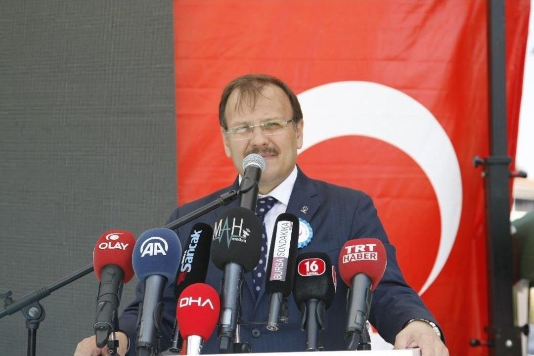 Başbakan Yardımcısı Hakan &Ccedil;avuşoğlu: