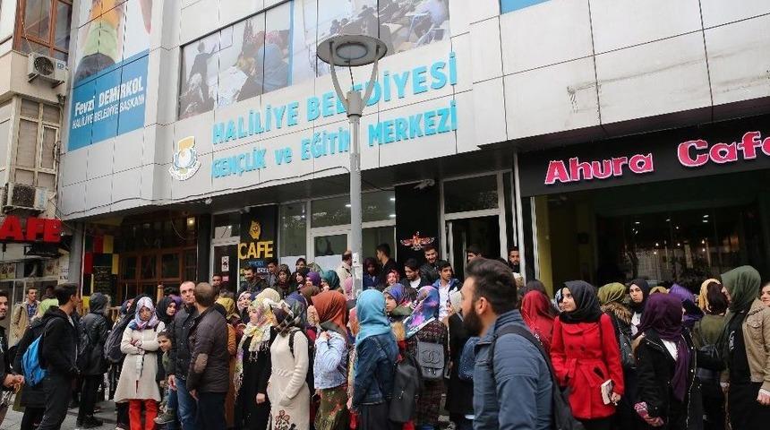 Haliliye Belediyesinden &Uuml;niversite Hazırlık &Ouml;ğrencilerine Sinema Molası