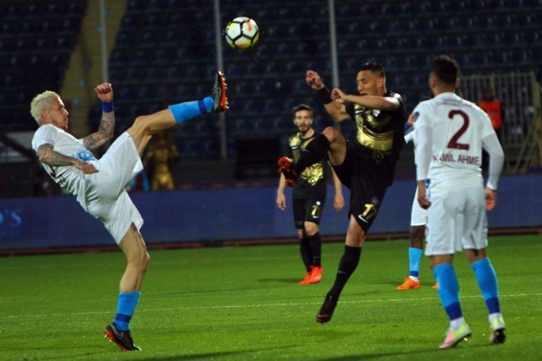 Spor Toto S&uuml;per Lig: Osmanlıspor: - Trabzonspor: 2 (ilk Yarı)