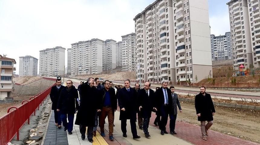 Başkan &Ccedil;akır G&uuml;ney Kuşak Yolunda İncelemelerde Bulundu