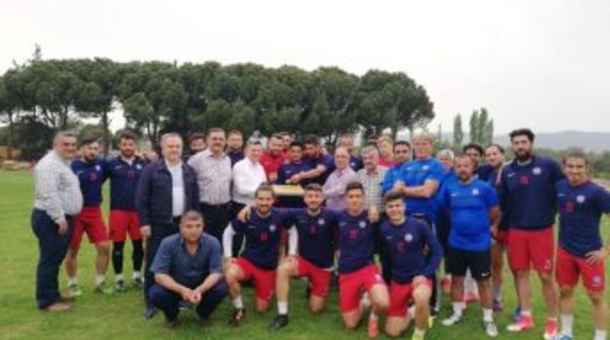 &Ouml;demişspor&rsquo;a Ticaret Odası Desteği