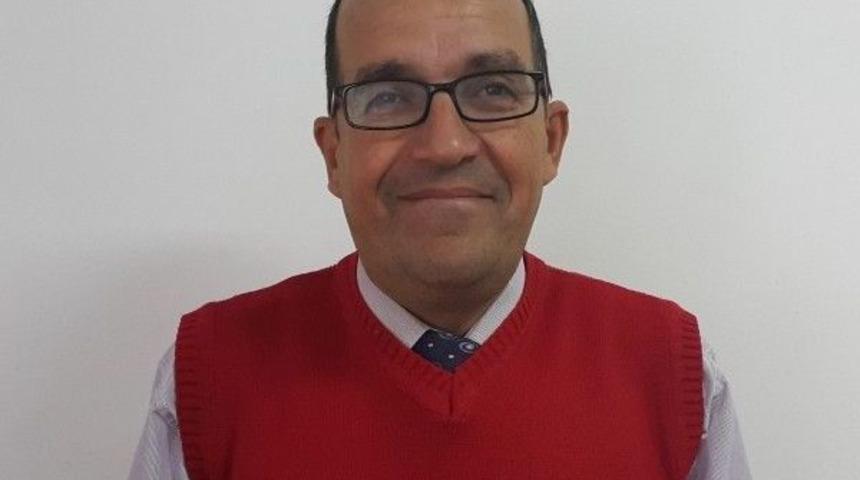 &Ouml;ğrencisini D&ouml;vd&uuml;ğ&uuml; İddiasıyla Aile Tarafından Şikayet Edilen &Ouml;ğretmen, Engelli Veliye Saldırdı