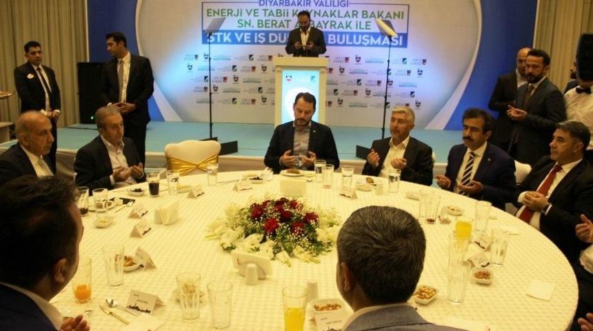 Enerji Ve Tabii Kaynaklar Bakanı Berat Albayrak: