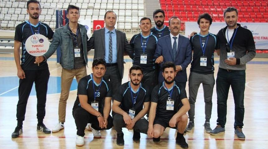 Kyk Voleybol Turnuvası Türkiye Finali Grup Maçları Başladı