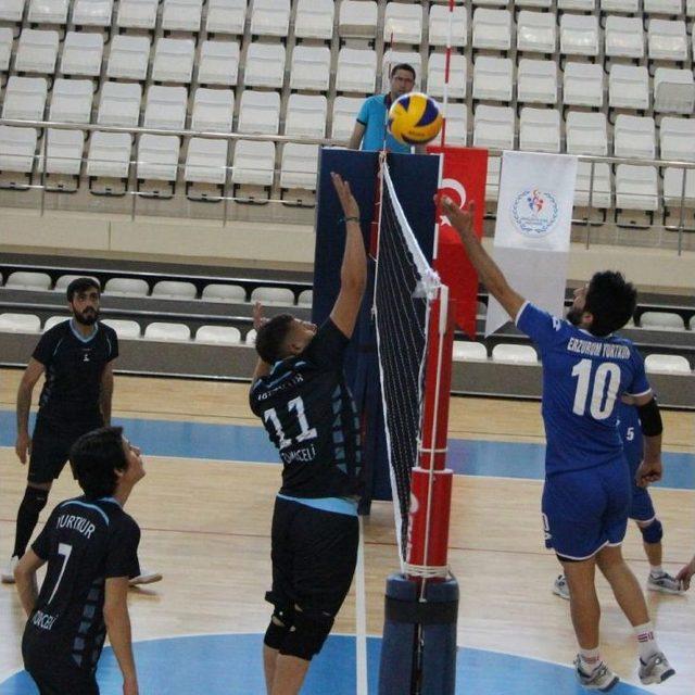 Kyk Voleybol Turnuvası Türkiye Finali Grup Maçları Başladı