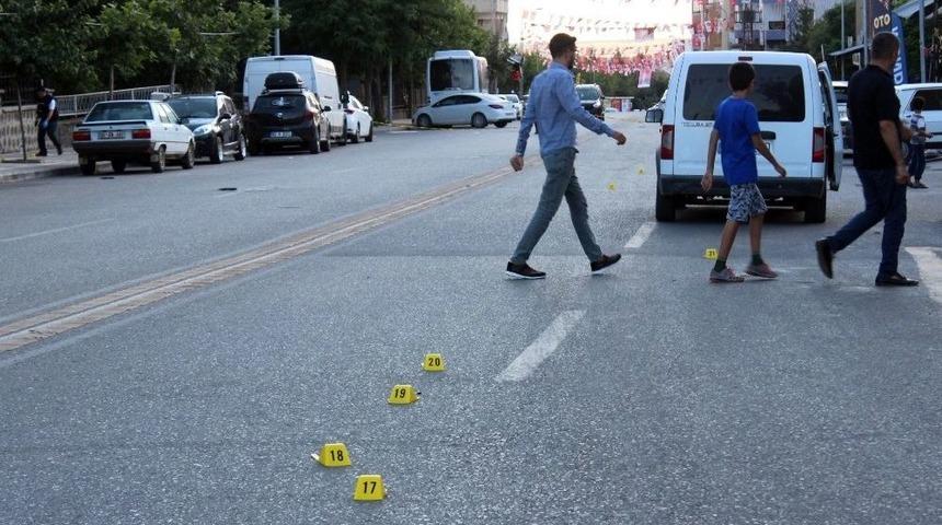 Siverek&rsquo;teki Silahlı &Ccedil;atışmada Yaralananlardan Biri Hayatını Kaybetti