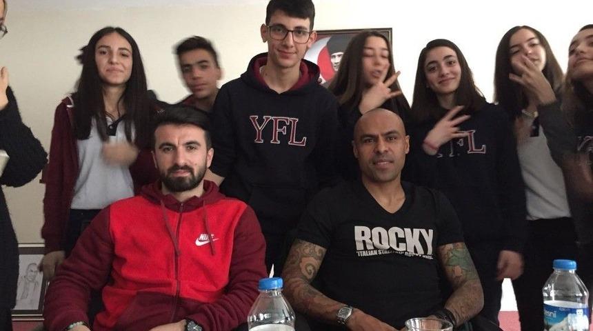 Nobre Ve Erhan &Ouml;ğrencilerin Konuğu Oldu