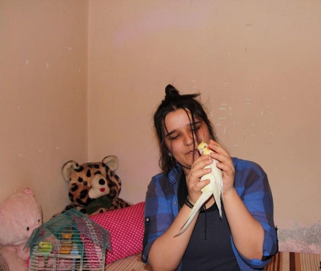 Melike Protez Bacakla Hayata Tutundu