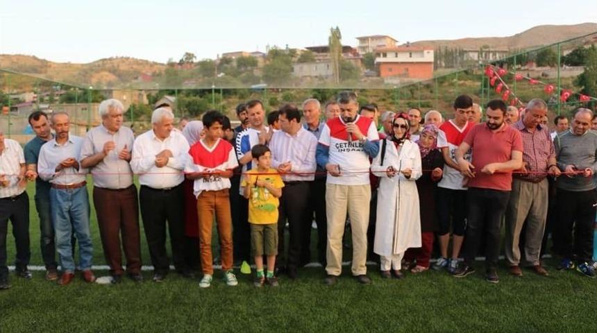 Sakarkaya Mahallesine Sentetik Saha