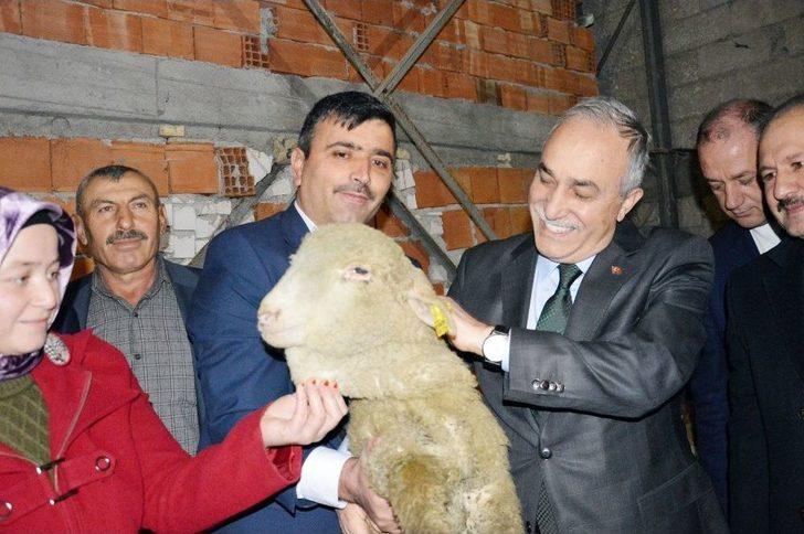 Bakan Fakıbaba: “üreticilerimizin Yanındayız” G1