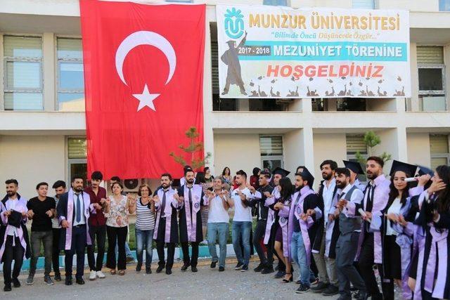 Tunceli’de Bin 500 Öğrenciye Mezuniyet Töreni